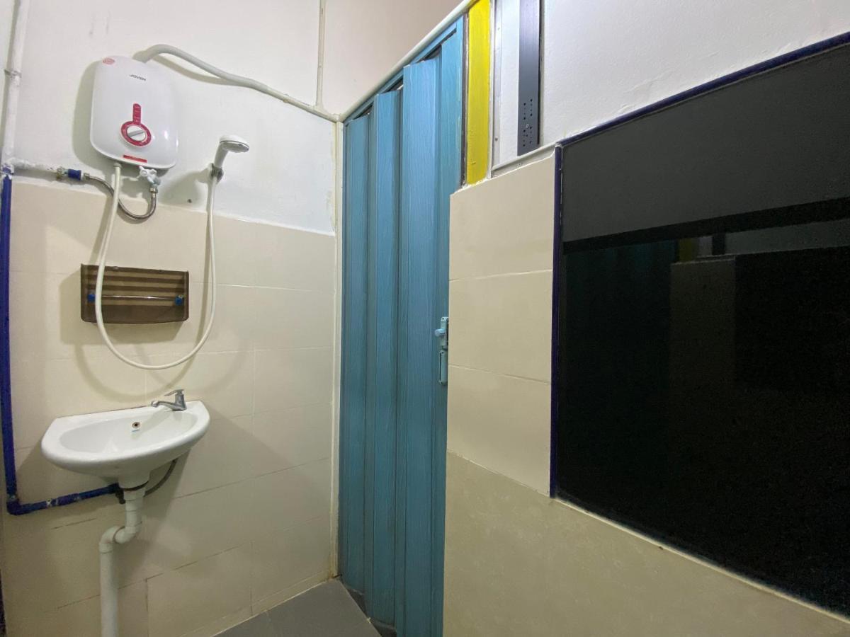 Spot On 90293 Sk Budget Hotel George Town Exterior foto